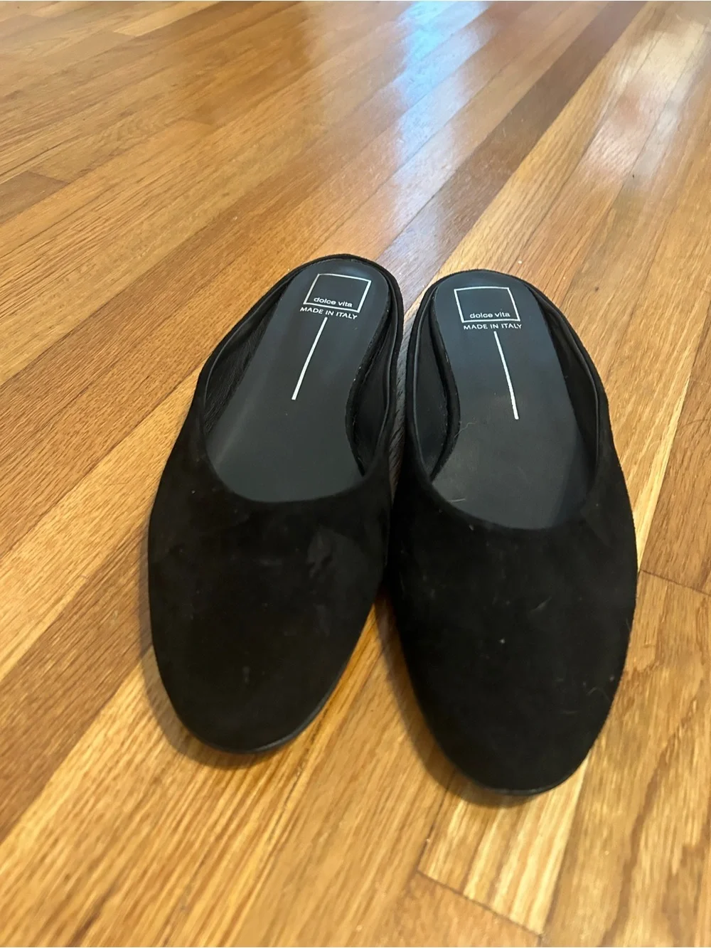 Dolce Vita black suede